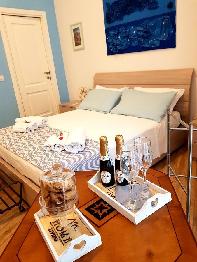 Bed and Breakfast Lo Specchio Dei Papiri Neapel Exterior foto